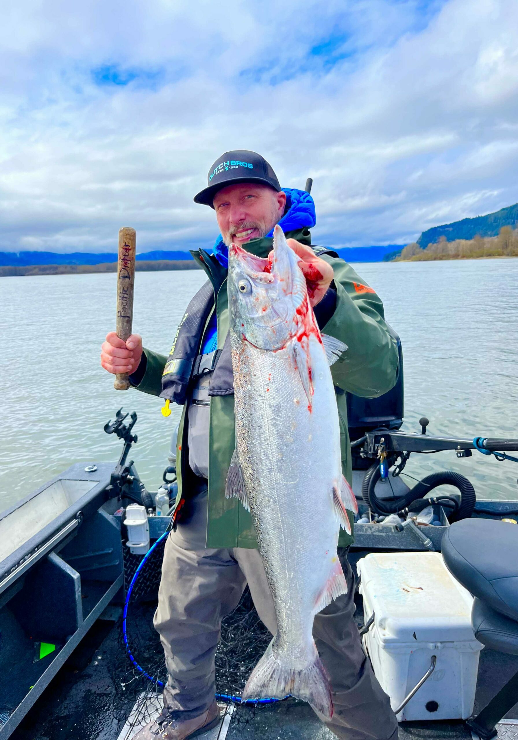 Spring Chinook Salmon Fishing - Pacific Drifter Guide Service